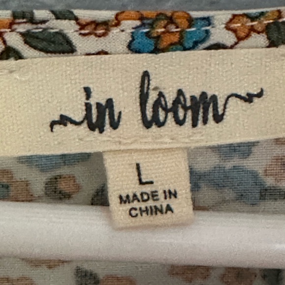 In Loom Short Sleeve Rayon Blouse Boho Floral Crocheted Lace Insert Ruffle L - Picture 3 of 5